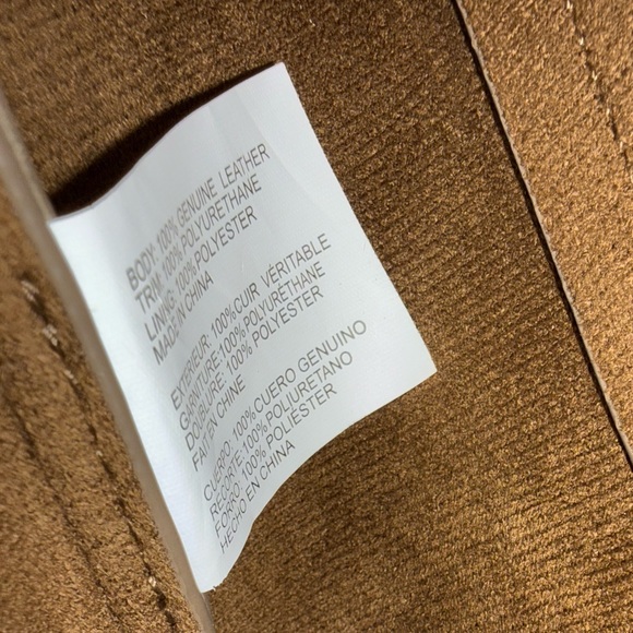 Dolce Vita Malin Suede Hobo Bag. Color: Olive. - Picture 8 of 8